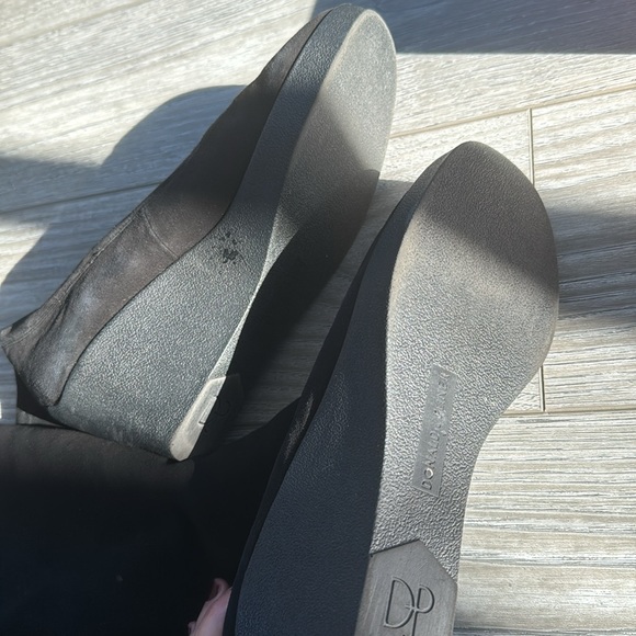 Donald Pliner Suede Wedge boots - Picture 4 of 7